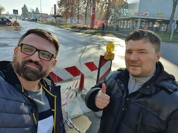 Postavljanje semafora na križanju Vinkovačke i Gacke ulice - REALIZIRANO